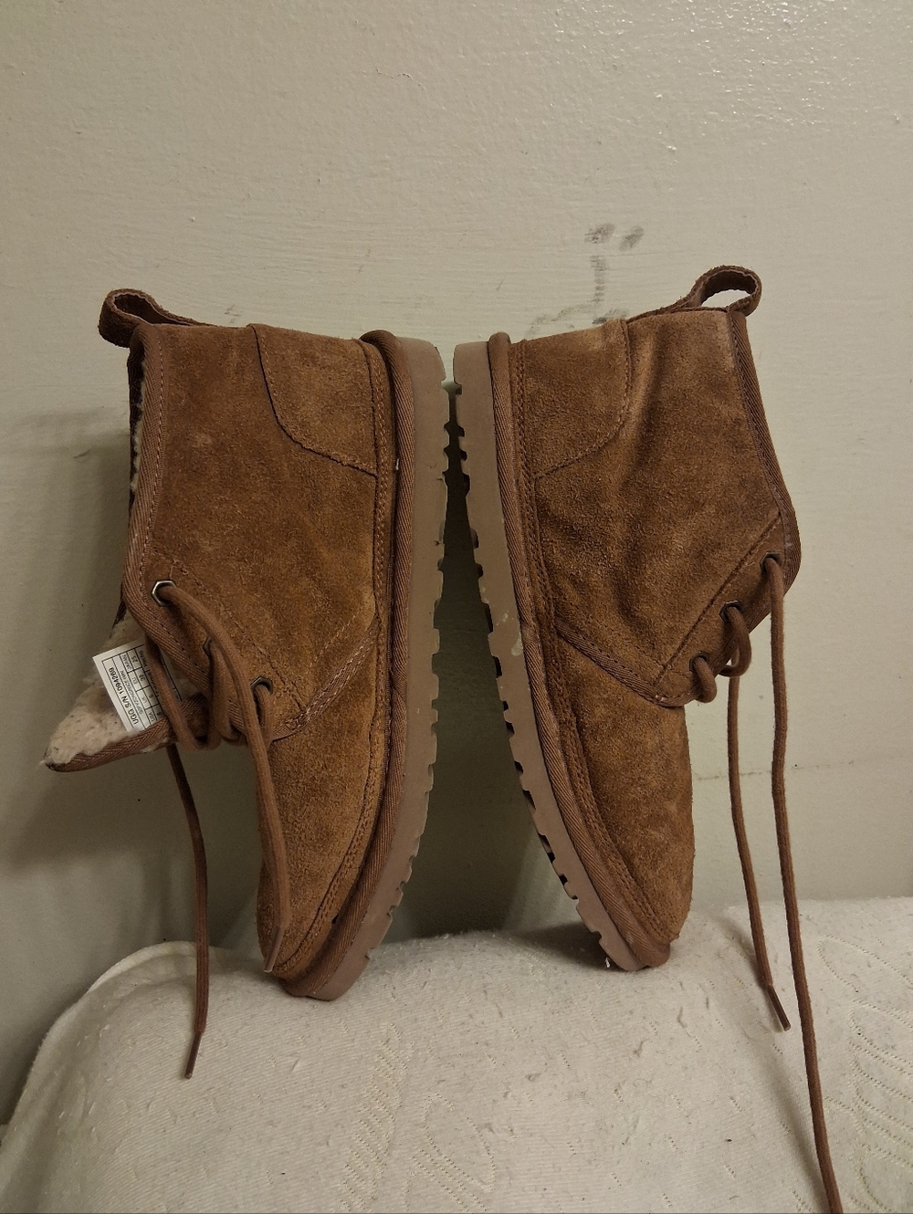 Womens UGG 1094269 Chestnut Suede Lace-Up Ankle Boots size 8 Clean